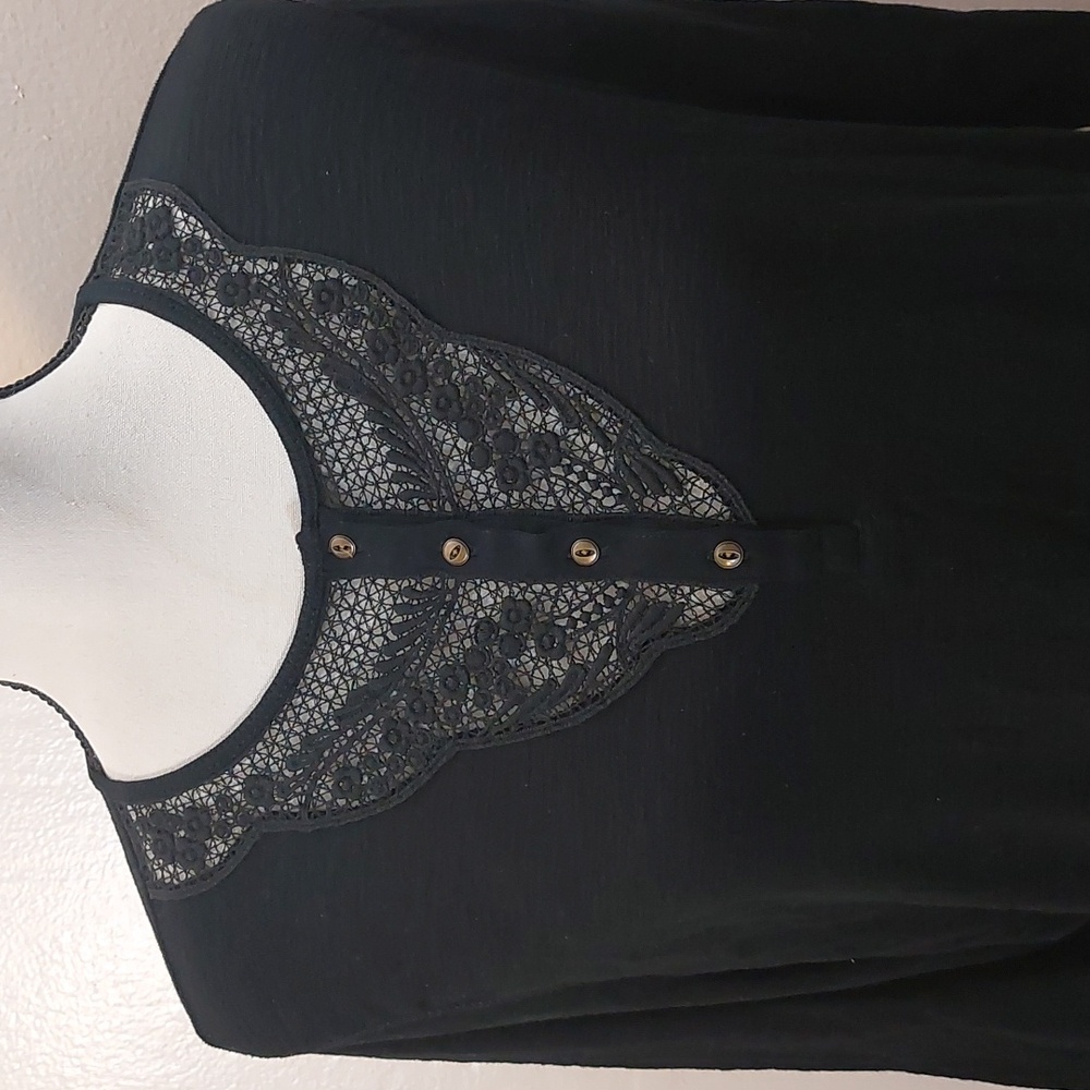 Black Lace Accent 3/4-Sleeve Women's Top
